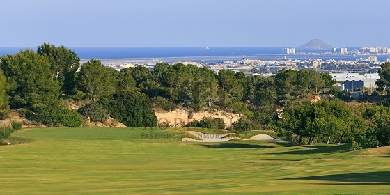 Takvåningar för golfälskare,  Lo Romero Golf - Lotus Properties