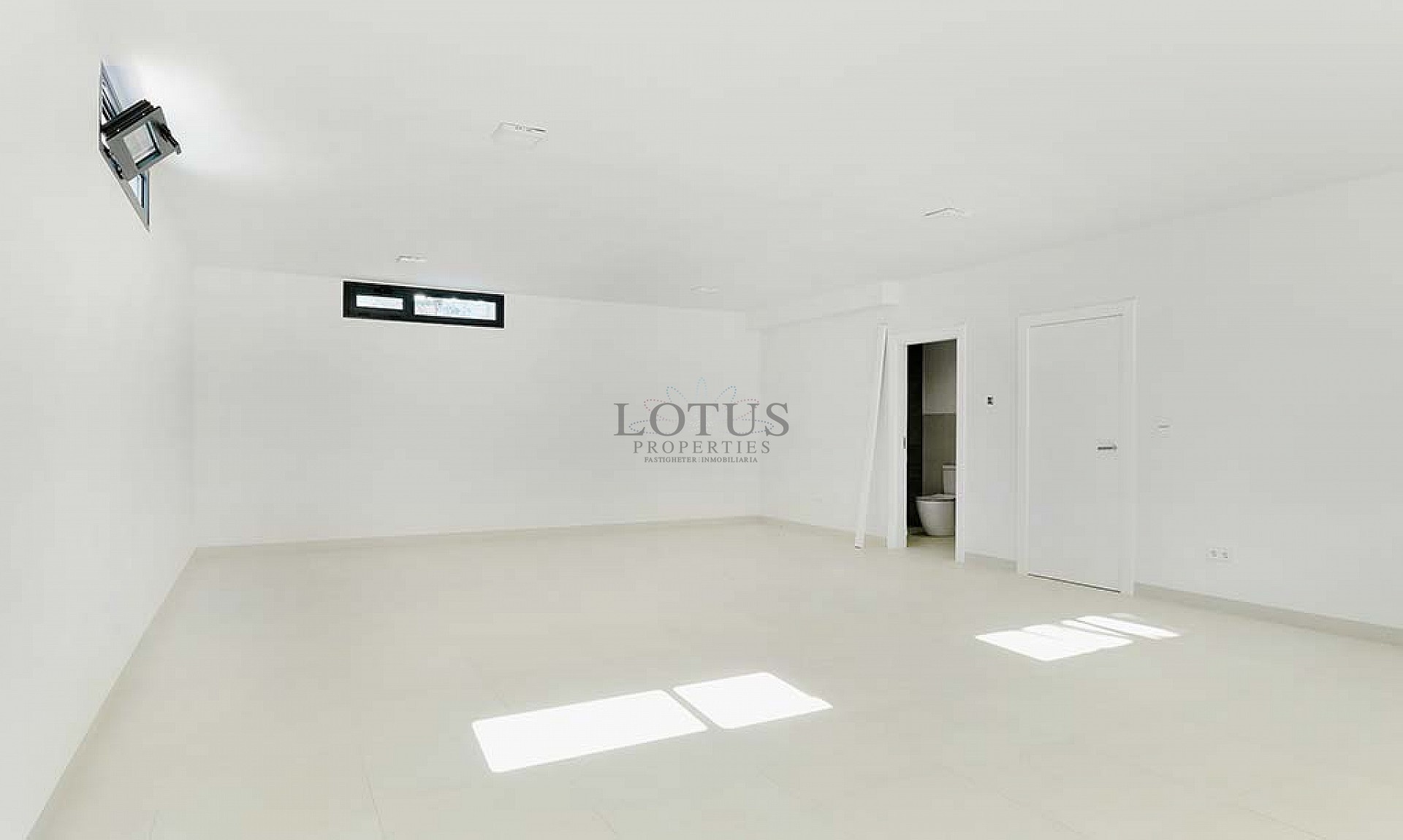 Una villa de lujo recién construida más allá de lo común. - Lotus Properties