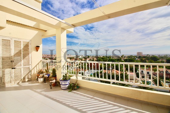 Outstanding penthouse in Nueva Torrevieja - Lotus Properties