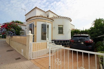 Частная вилла в Orihuela Costa - Вторичная недвижимость - Lotus Properties