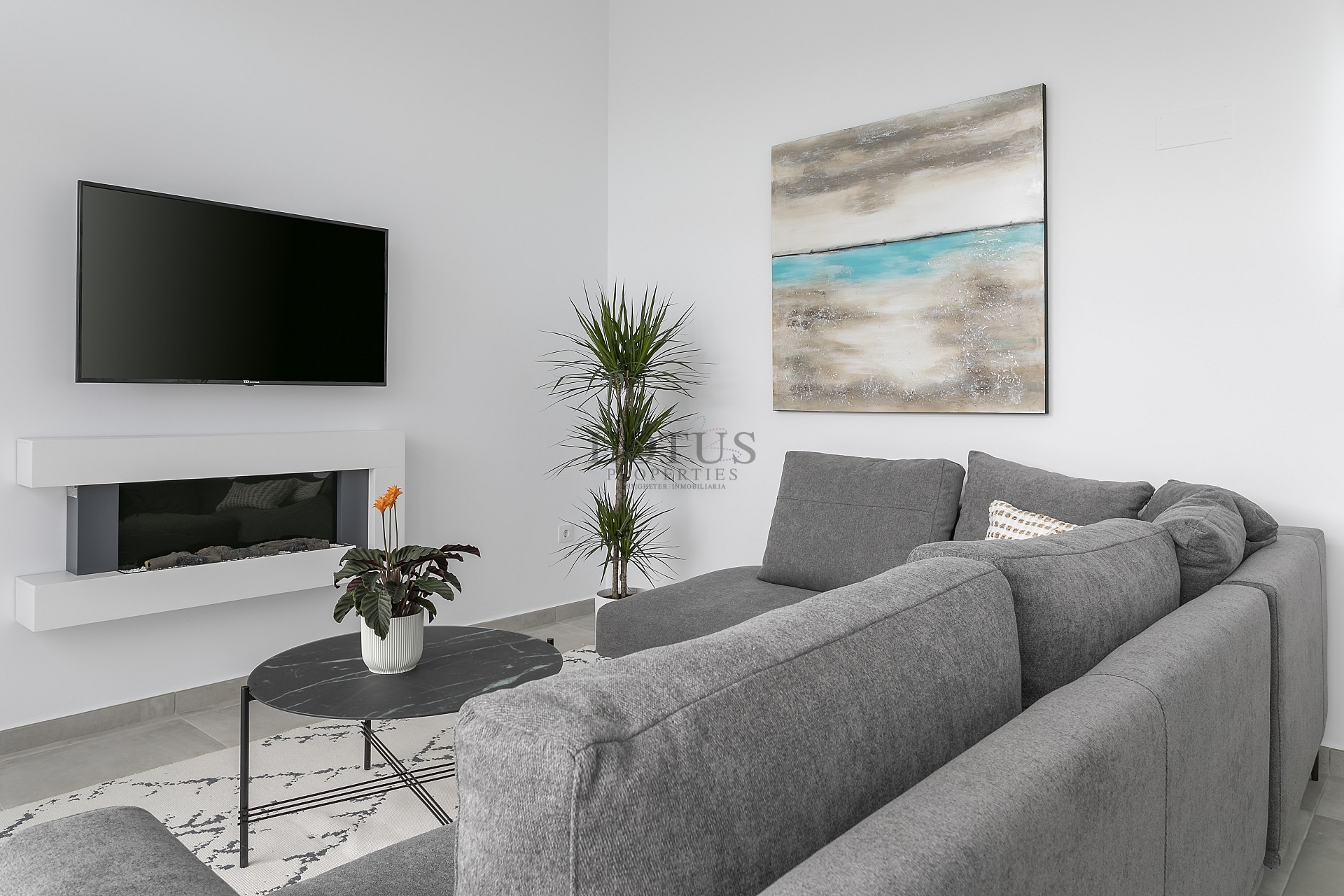 Nieuw gebouwde villa  - Lotus Properties