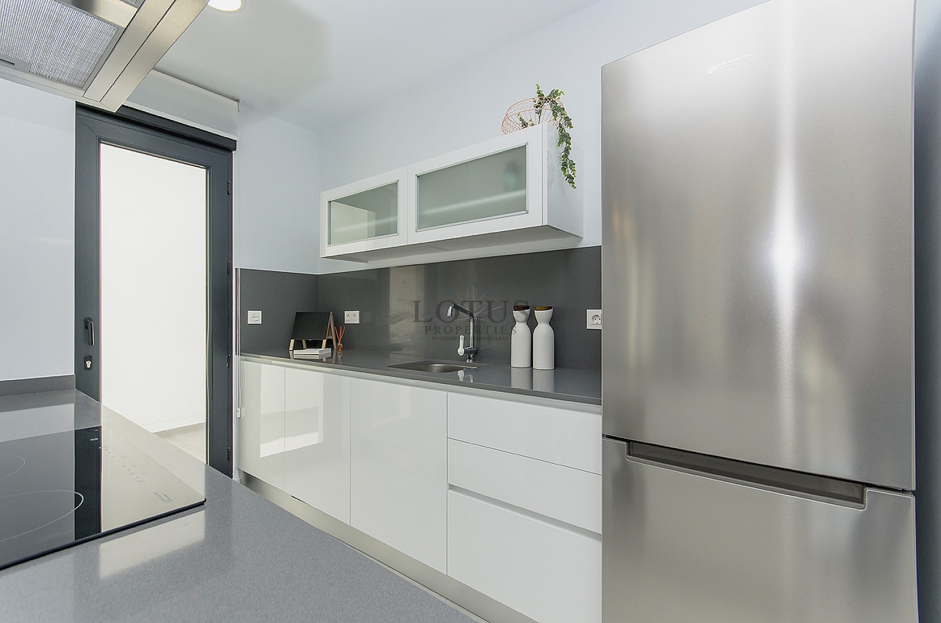 Lyxiga helt nya villor - Lotus Properties