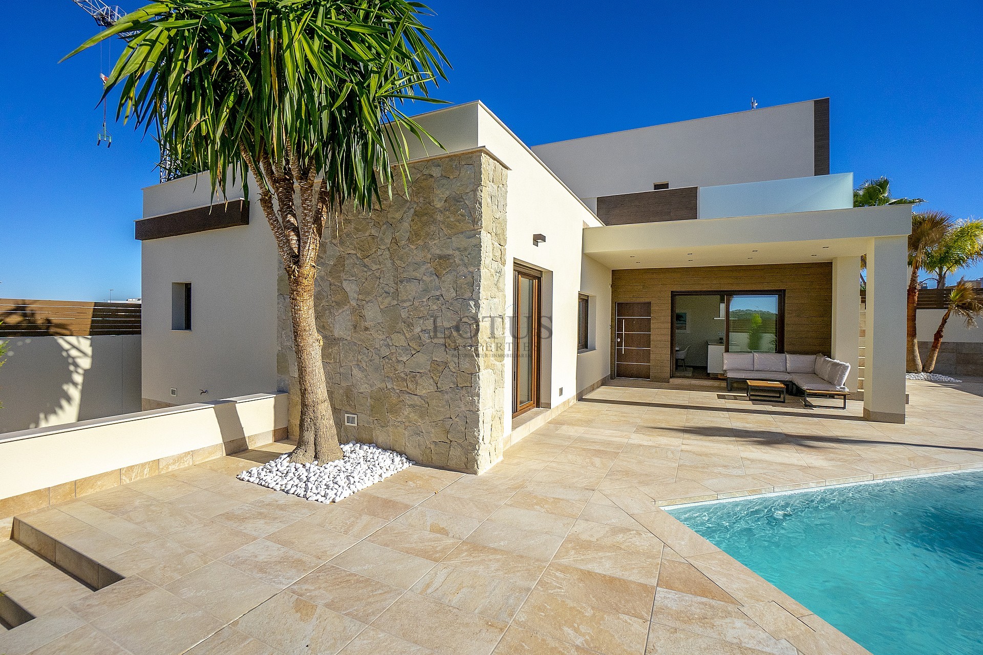 Lyxig villa med fantastisk utsikt över bergen i Ciudad Quesada - Lotus Properties