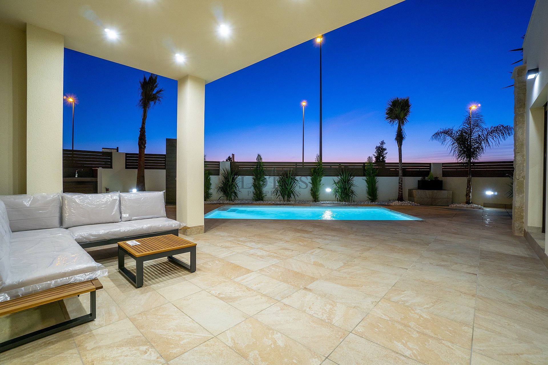 Lyxig villa med fantastisk utsikt över bergen i Ciudad Quesada - Lotus Properties