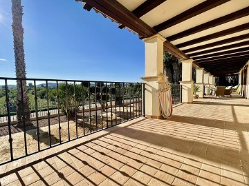 Amazing finca in Orihuela with 4 bedrooms and lovely views! - Lotus Properties
