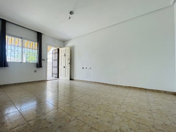 3 Sovrum och 2 badrum prisvärd markplan i Torreblanca, La Mata - Lotus Properties