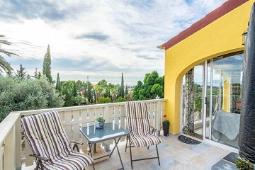 Villa i vackra i Crevillente med ljuvlig bergutsikt  - Lotus Properties