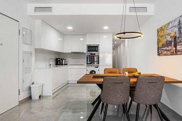 Apartamento en estado nuevo a 200 metros de Playa del Cura y completamente listo para entrar a vivir. - Lotus Properties