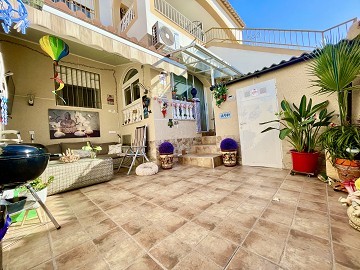Fin markplans bungalow i populära Altos del Limonar - Lotus Properties