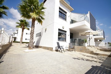 Fantastic, nice and unique townhouse in Pilar de la Horadada - Lotus Properties