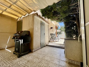 Очаровательный двухквартирный дом с частным бассейном с морской водой в уютном Лос Балконес - Lotus Properties