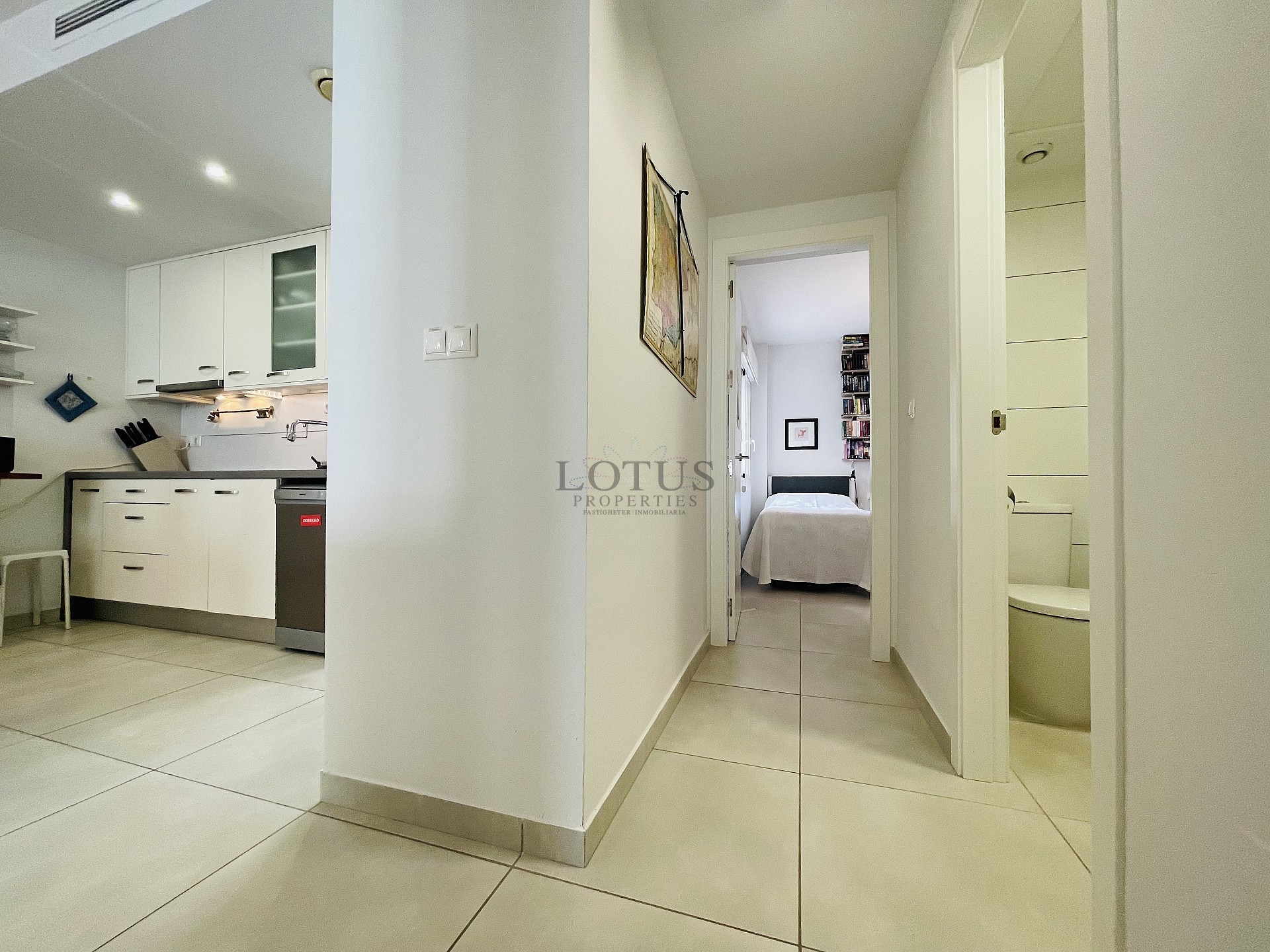 Södervänd markplan  i nyskick i Res. Vistabella - Aguas Nuevas - Lotus Properties