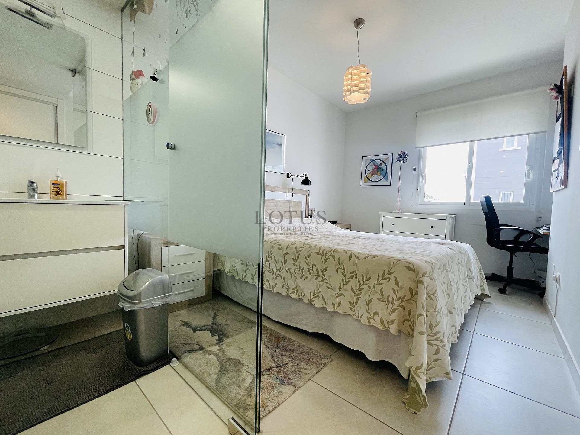 Södervänd markplan  i nyskick i Res. Vistabella - Aguas Nuevas - Lotus Properties