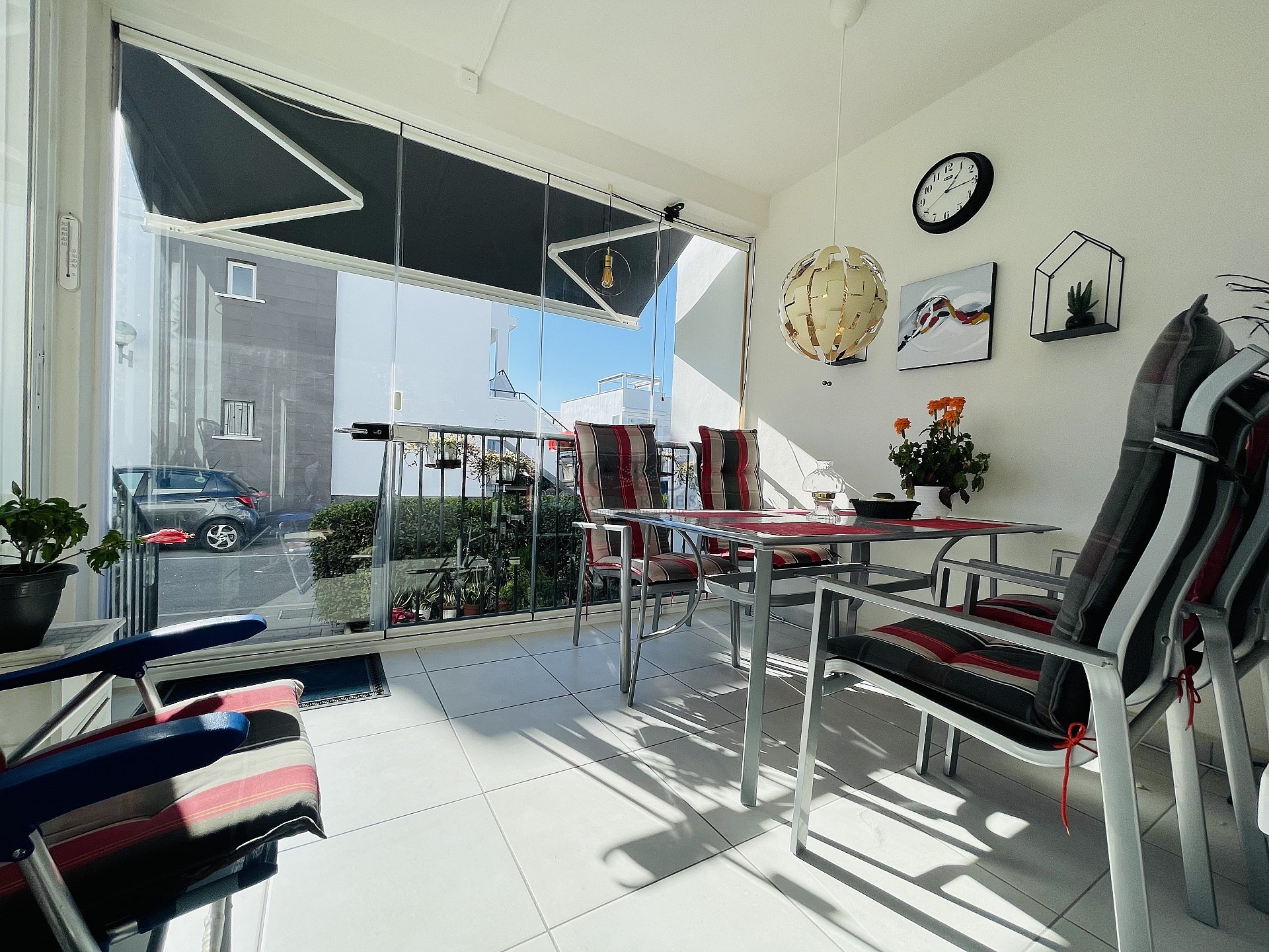 Södervänd markplan  i nyskick i Res. Vistabella - Aguas Nuevas - Lotus Properties