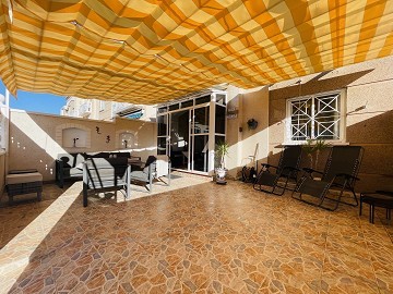 Markplan i perfekt läge med stor terrass i sydväst läge i Altos de la Bahia III - Lotus Properties