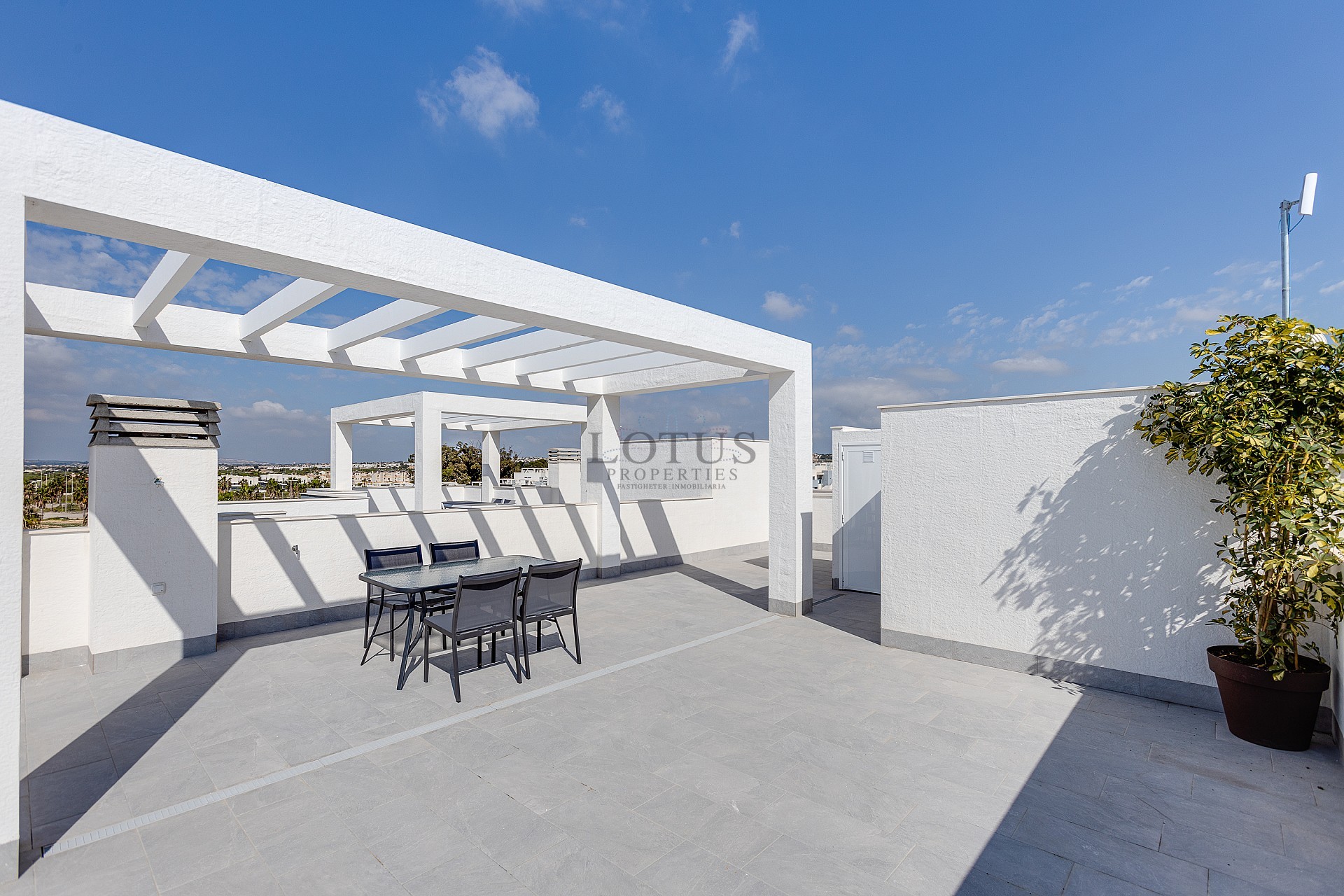 Nya lägenheter i Oasis Beach XV - El Raso - Lotus Properties