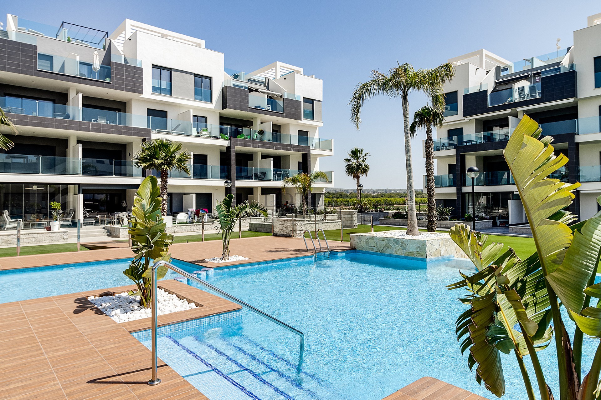 Nya lägenheter i Oasis Beach XV - El Raso - Lotus Properties