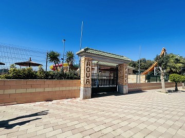 Totalrenoverad radhus i söderläge i San Luis - Torrevieja - Lotus Properties