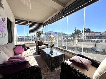 Apartamento seminuevo con vistas al mar en Los Dolses, Villamartin - Lotus Properties