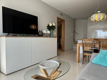 Luxurious 3-bedroom duplex with spectacular private solarium - Lotus Properties