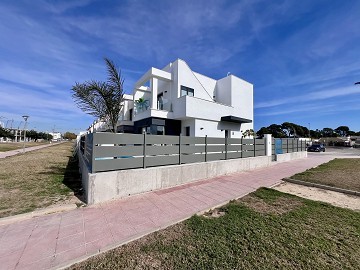 Chalet independiente en playa de La Ribera, San Pedro del Pinatar - Lotus Properties
