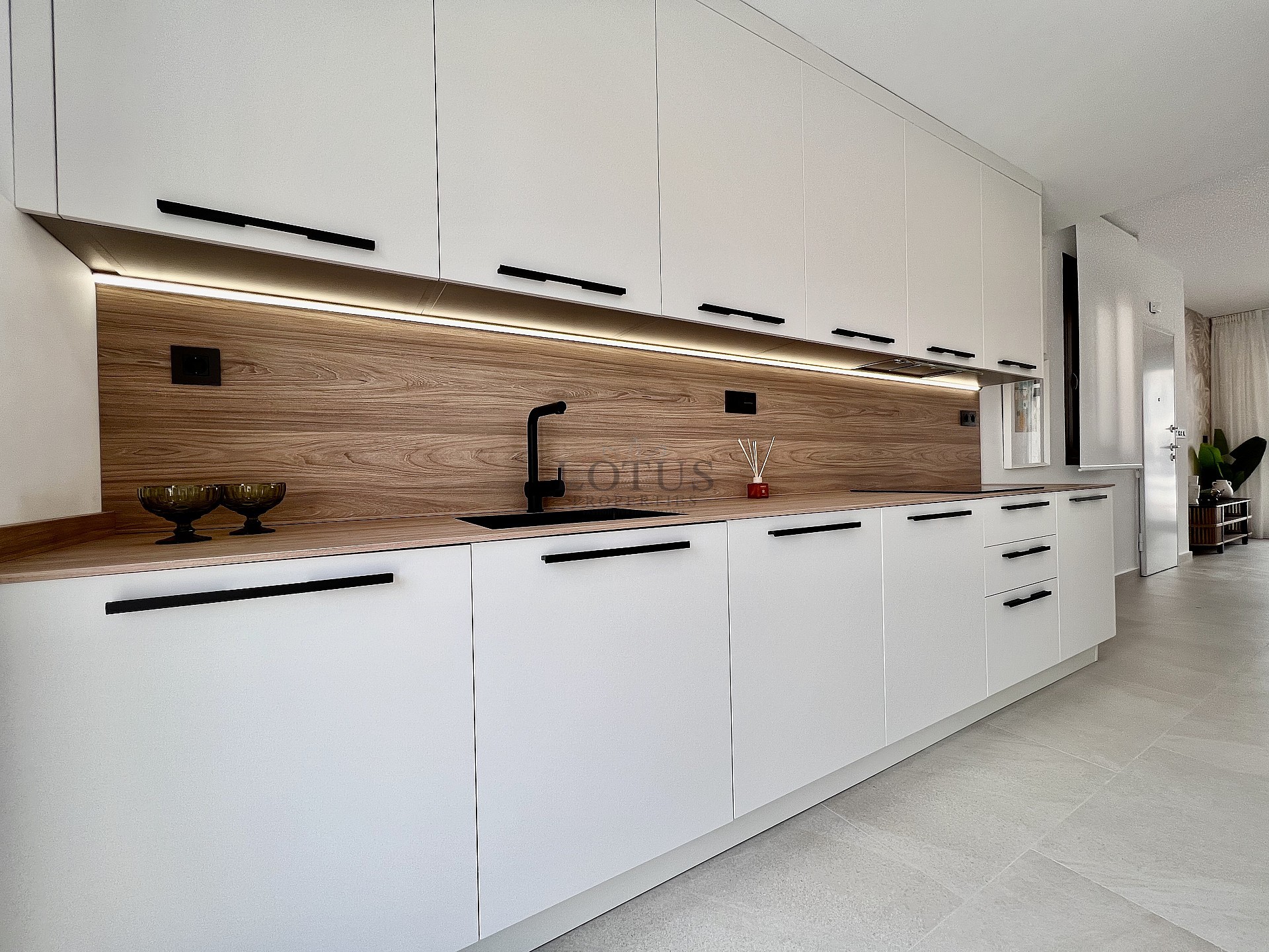 Nya mark & takvåningar i Los Balcones - Lotus Properties