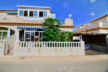 Sunny townhouse in Playa Flamenca - Lotus Properties