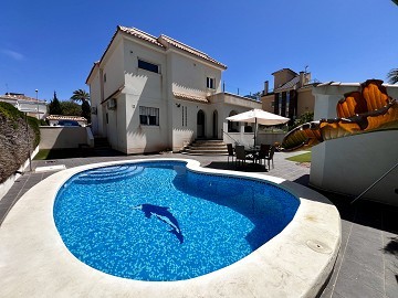 Fantastische villa op 50 meter van het strand van Zenia - Lotus Properties