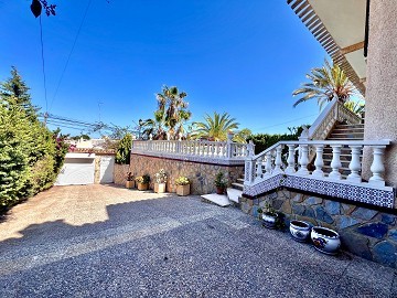 Vacker-villa en Los Balcones, Torrevieja - Lotus Properties