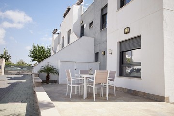 Fantastic, nice and unique townhouse in Pilar de la Horadada - Lotus Properties