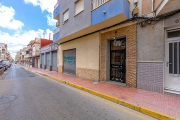 Cozy studio in Central Torrevieja with large balcony - Lotus Properties