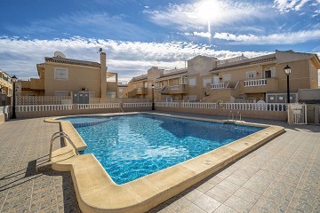 Topfloor in cozy Bravomar 7 with roof terrace and large balcony! - Lotus Properties