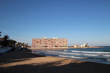 Nieuwe appartementen op 100 m van het strand van Los Locos - Torrevieja - Lotus Properties