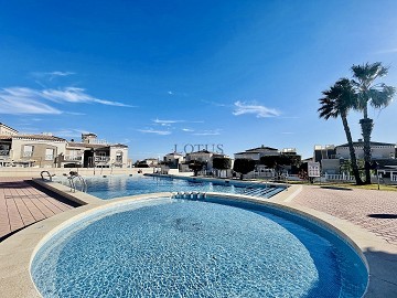 Parcela asequible e increíblemente fina con gran terraza y vista a la piscina en Altos de la Bahía III - Lotus Properties