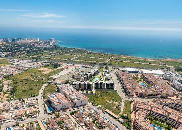 Nytt i hjärtat av Playa Flamenca och allt ingår! - Lotus Properties