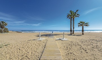 Nya lägenheter 700 m till La Mata stranden - Visningshus klart - Lotus Properties