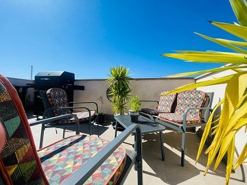 South west facing penthouse with large balcony & private roof terrace in new condition - Central Torrevieja - Lotus Properties