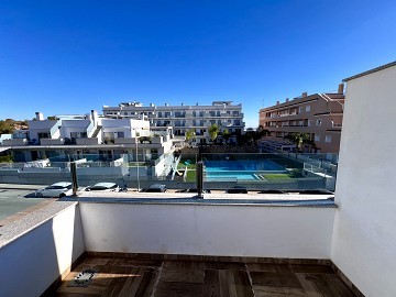 Preciosa casa adosada en Villamartin: la casa de tus sueños te espera - Lotus Properties