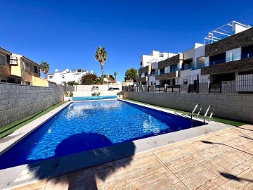 Beautiful Townhouse in Villamartin – Your Dream Home Awaits - Lotus Properties