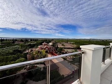 Descubra la casa de sus sueños en Los Montesinos - Lotus Properties