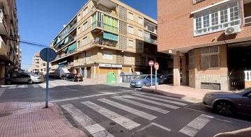 Gerenoveerd appartement met 3 slaapkamers op slechts 160 meter van Playa del Acequión - Lotus Properties