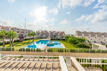 Ático de lujo con preciosas vistas al mar y a la piscina en La Isla 2 - Aguas Nuevas - Lotus Properties