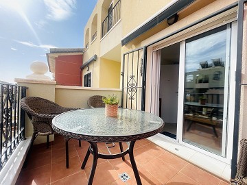 Topfloor in sought-after Urb. Altos de la Bahia XI with roof terrace and sea view! - Lotus Properties