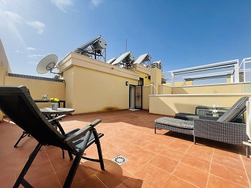 Topfloor in sought-after Urb. Altos de la Bahia XI with roof terrace and sea view! - Lotus Properties