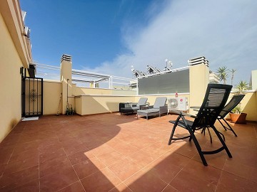 Topfloor in sought-after Urb. Altos de la Bahia XI with roof terrace and sea view! - Lotus Properties