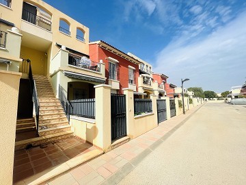 Topfloor in sought-after Urb. Altos de la Bahia XI with roof terrace and sea view! - Lotus Properties