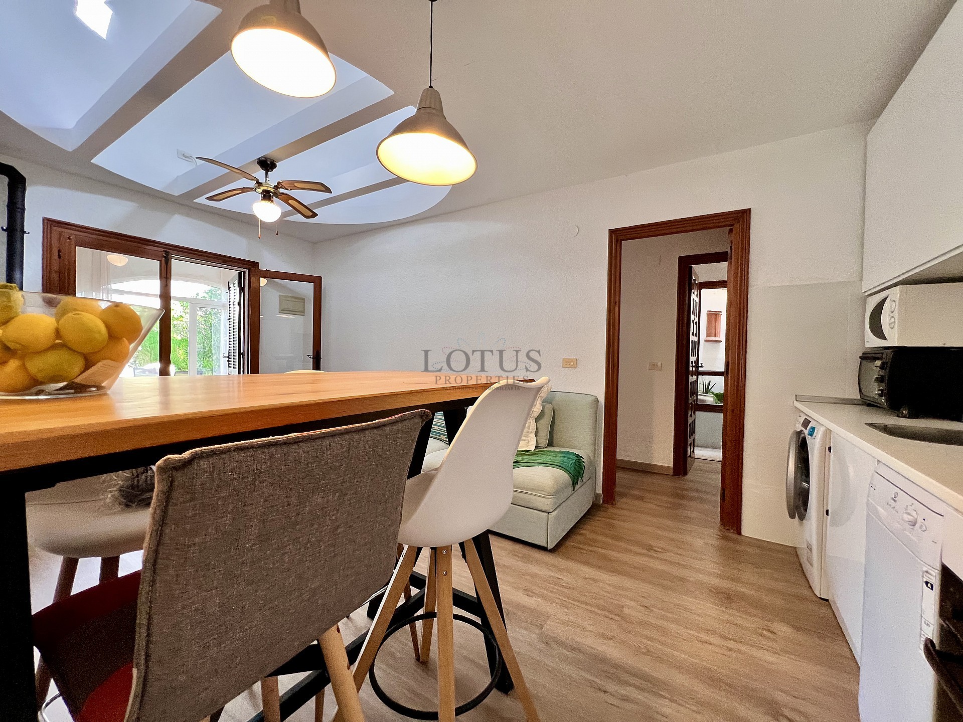 дом с частным солярием районе Ла Флорида. - Lotus Properties