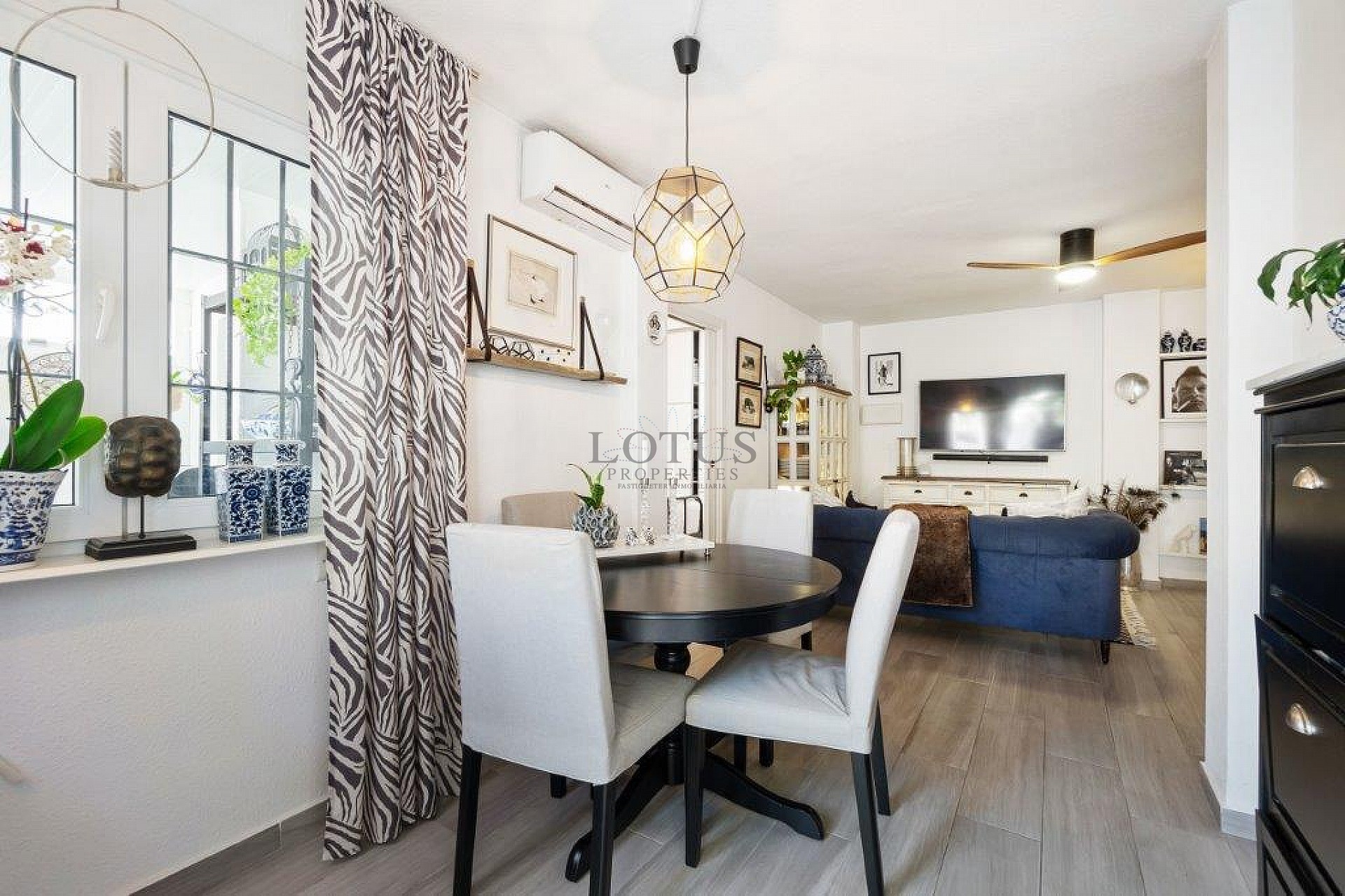 Super nice renovated terraced house in Urb. Doňa Inės with roof terrace and garden - Lotus Properties