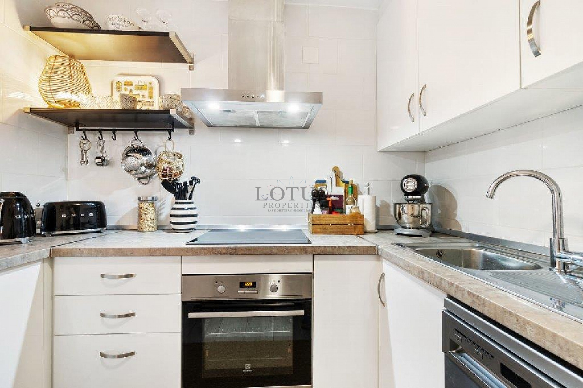 Super nice renovated terraced house in Urb. Doňa Inės with roof terrace and garden - Lotus Properties