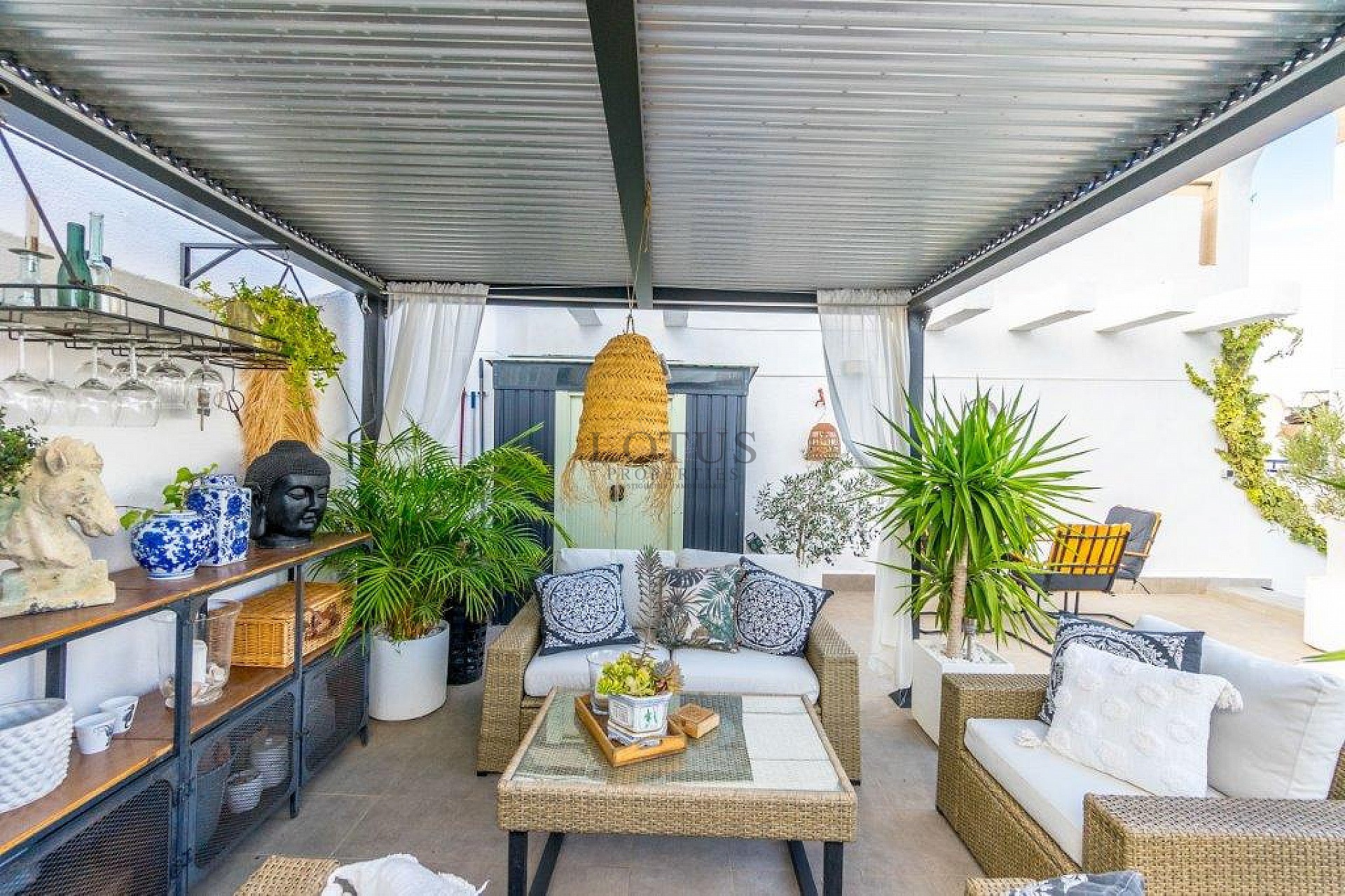 Super nice renovated terraced house in Urb. Doňa Inės with roof terrace and garden - Lotus Properties